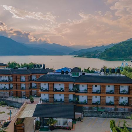 Majestic Lake Front Hotel & Suites Pokhara Luaran gambar