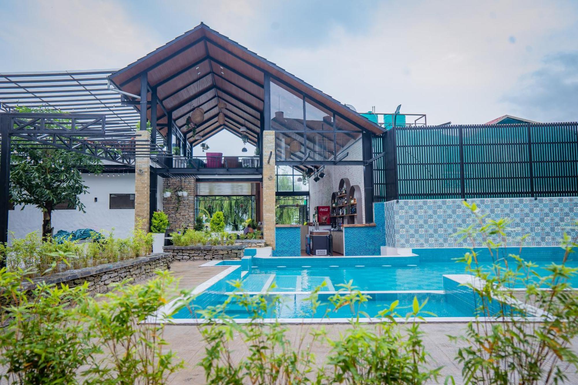 Majestic Lake Front Hotel & Suites Pokhara Luaran gambar
